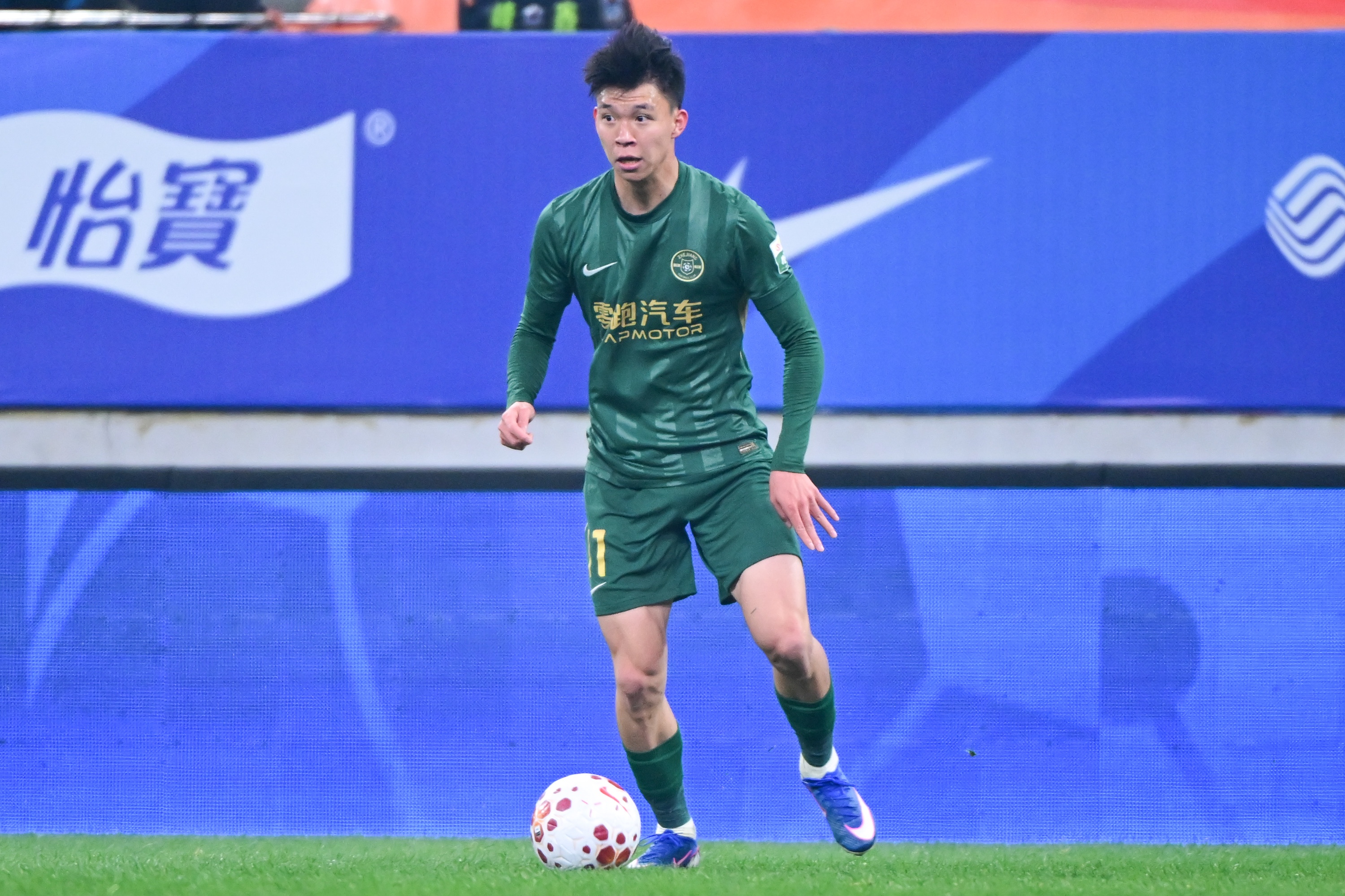 浙江FC青训数据:累计培养1100余名球员,182人入选国字号,职业成才率68% 浙江FC青训数据:累计培养1100余名球员,182人入选国字号,职业成才率68%