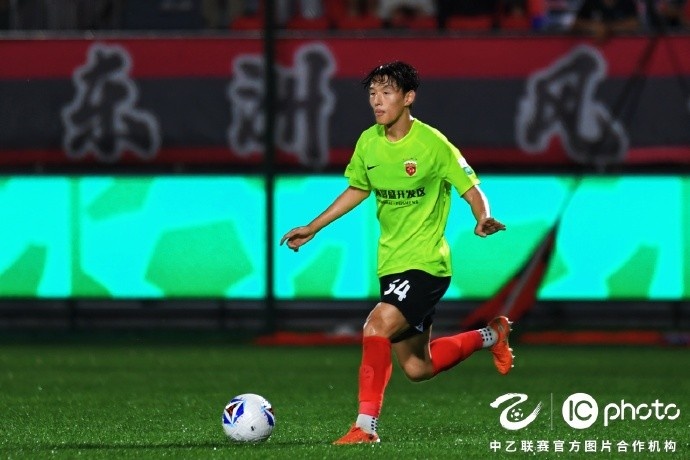 两球落后 海港富盛经开队客场2-2绝平珂缔缘