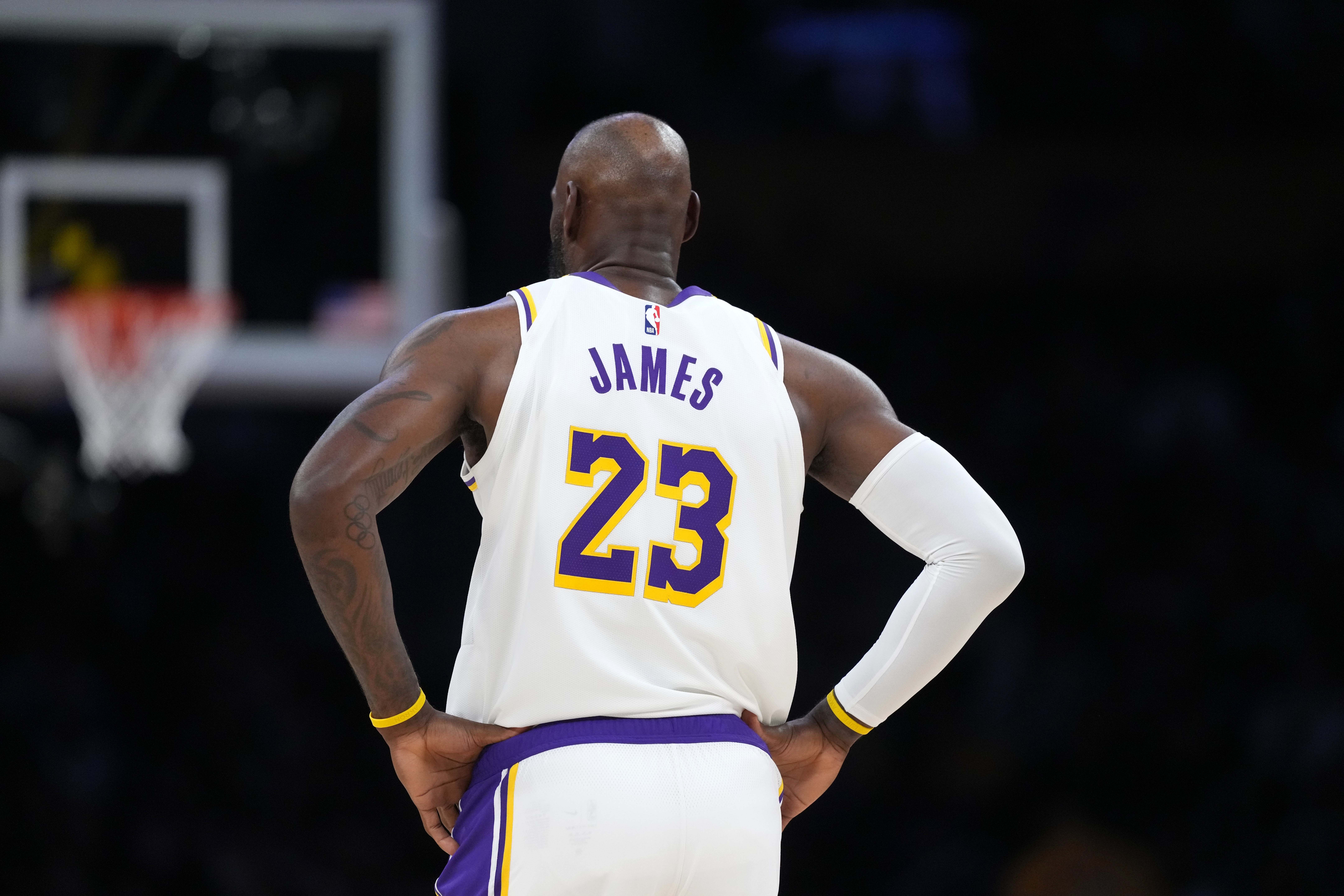 考辛斯炮轰湖人：勒布朗未获应有尊重
