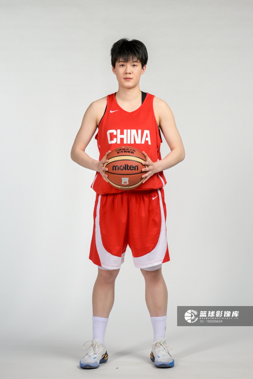 贾驭28分钟7中4得9分2助零失误 中国U17女篮73-71险胜斯洛文尼亚 贾驭28分钟7中4得9分2助零失误 中国U17女篮73-71险胜斯洛文尼亚