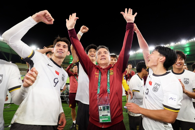 北青：U23国足亚运会名单预计本周公布，最快9月7日在大连集中