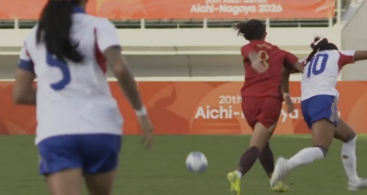 半场-中国女足2-0菲律宾女足 王妍雯双响张睿献助攻张琳艳伤退 半场-中国女足2-0菲律宾女足 王妍雯双响张睿献助攻张琳艳伤退